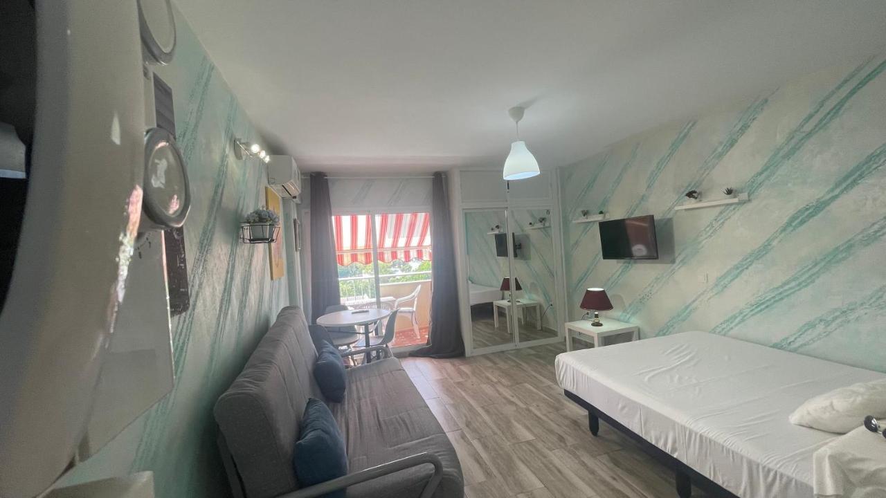 Estudio Jupiter Vista Al Mar Benalmadena Luaran gambar